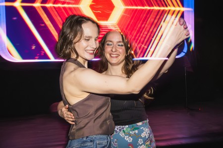 Absolwenckie potupaje na UMK [fot. Szymon Zdziebło]